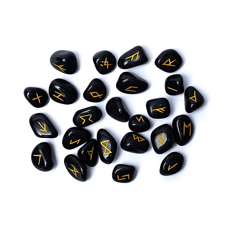 Rune Oracle Set – Amethyst in a Cotton Pouch