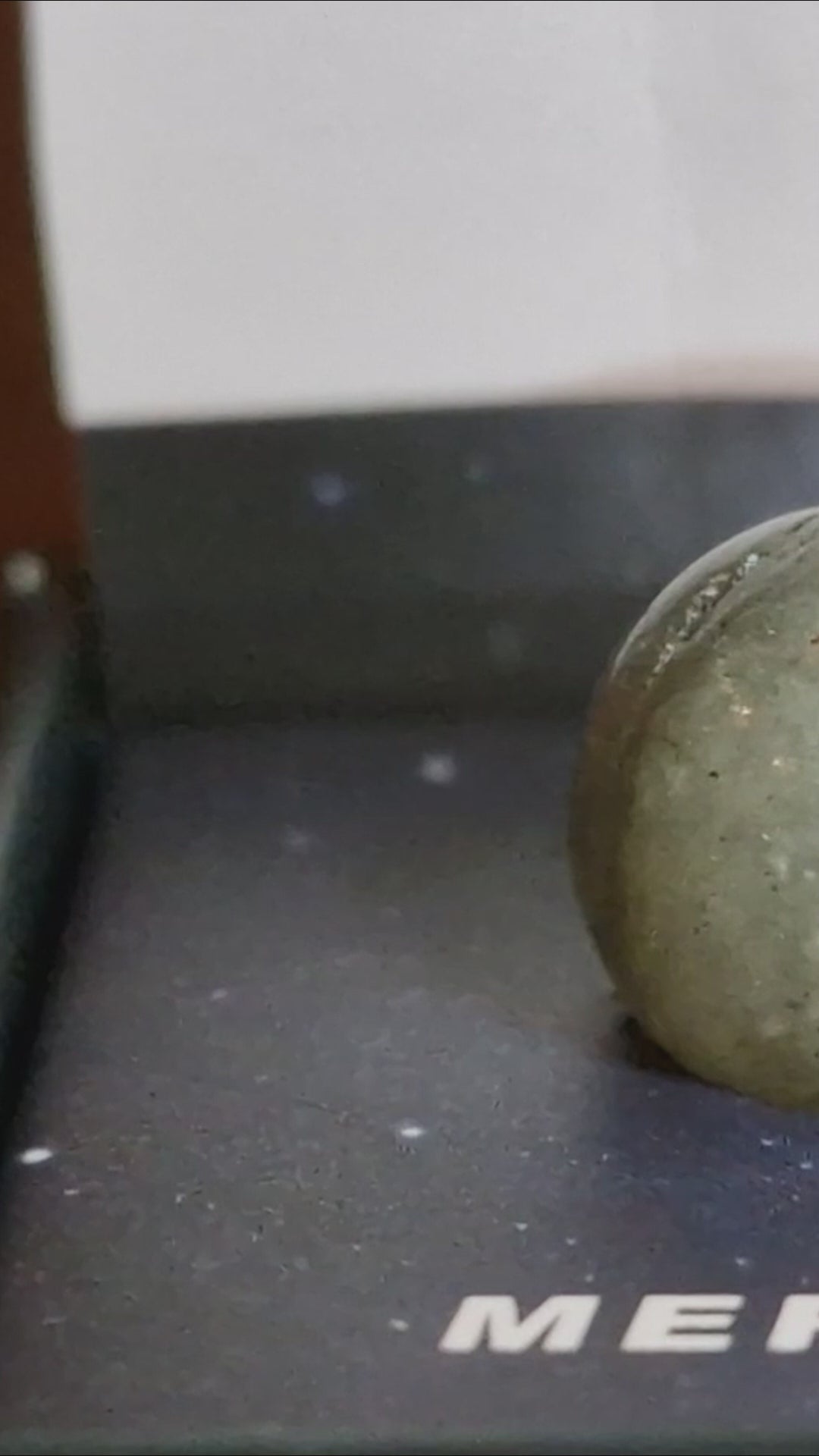 Edelstein‑Planeten (8er Set) in Präsentationsbox – Deko‑Set aus echten Mineralien